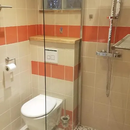 Apartment Studio Avec Piscine Dans Mas Provencal *